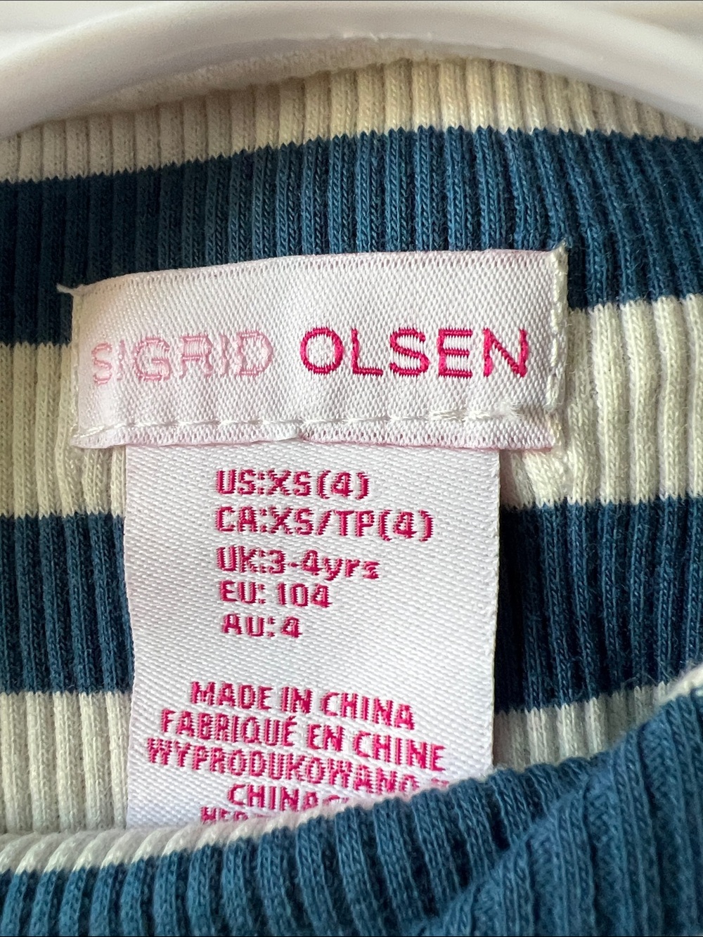 Sigrid Olsen Navy & Cream Striped Top with zipper Sailboat pocketbook-so cute - Picture 5 of 6